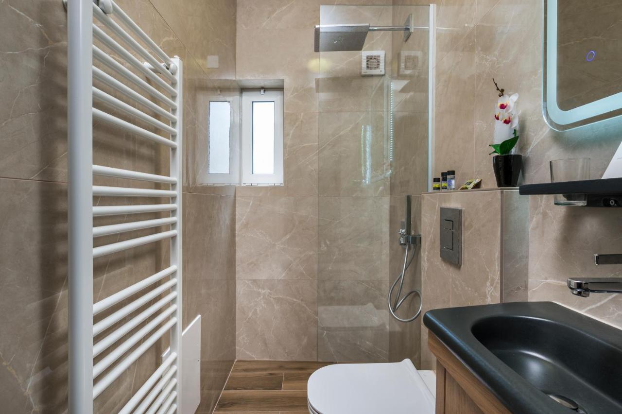 Anna Boutique Apartment 加藤-达拉特索 外观 照片